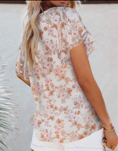 Load image into Gallery viewer, Lindy Pink Floral Top