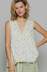 Floral Print Knit Top