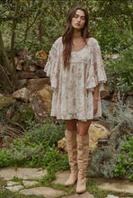 Load image into Gallery viewer, Chiffon Floral Top