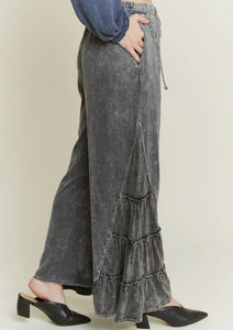 Mineral Wash Side Ruffle Flare Pants Charcoal