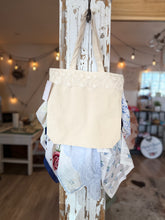 Load image into Gallery viewer, Rosalyn Vintage Grace Handbag